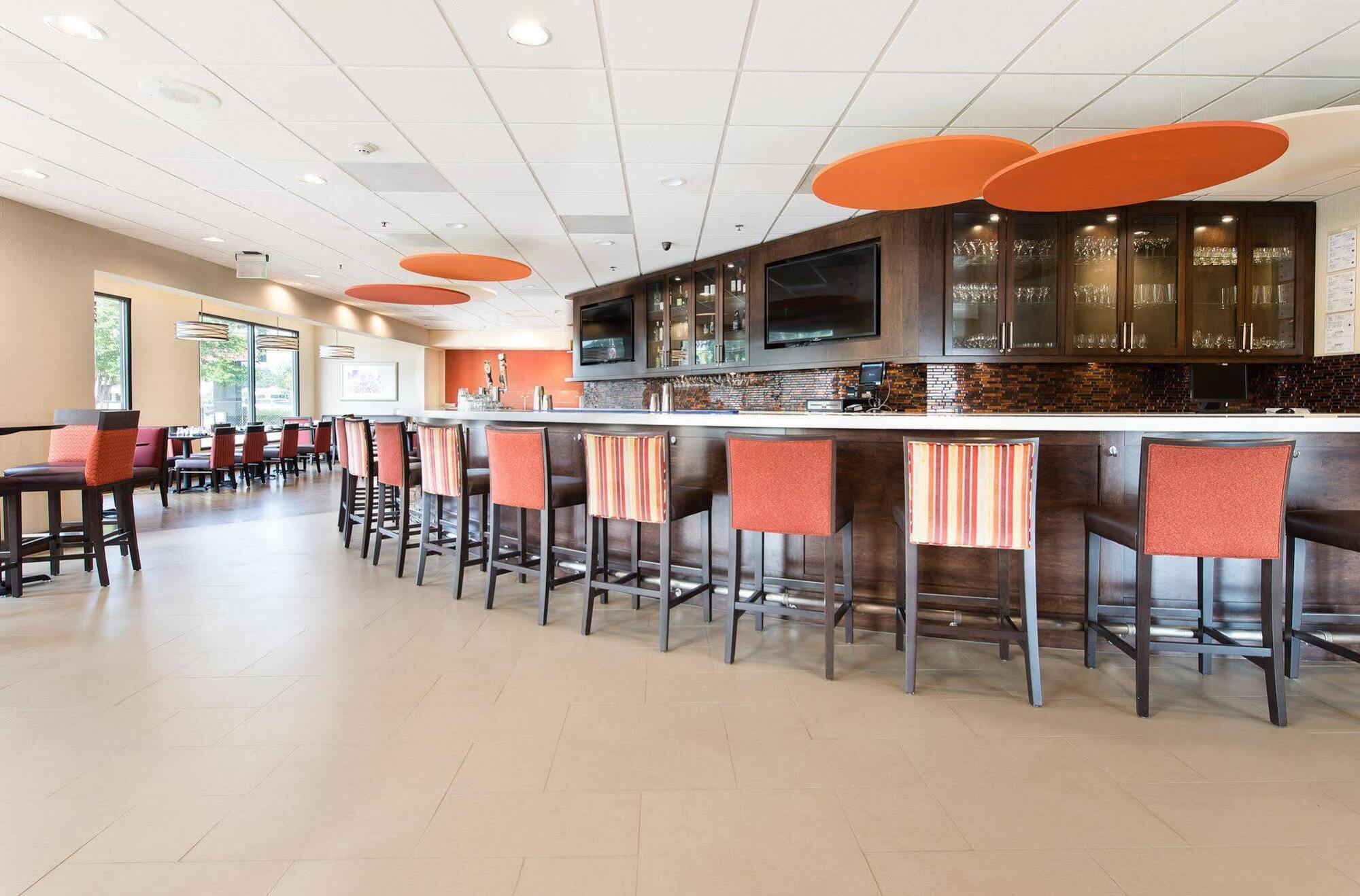 Doubletree By Hilton Wilmington, Nc Hotel Exterior photo